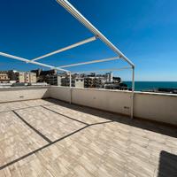 50 Metri dal Mare, Splendido Bilocale, Vista Mare