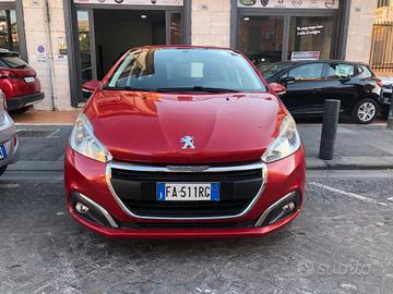 Peugeot 208 PureTech 82 5 porte Allure
