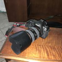 Attrezzatura fotografica completa di Macchina foto