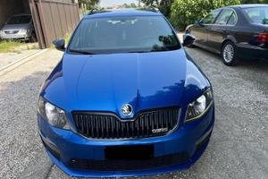Skoda Octavia 2.0 TDI DSG Wagon RS