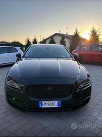 Jaguar XE 2.0d 180CV Automatica • Perfetta • Lavor