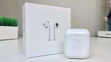 Apple Airpods 2 Gen con custodia e cover