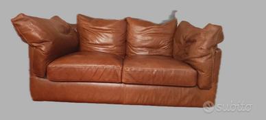 divano letto in pelle