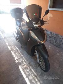 Honda SH  300
