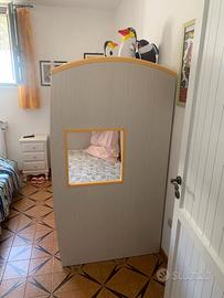 Lettino a castello semi nuovo.