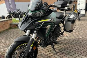 Benelli TRK702 Stradale