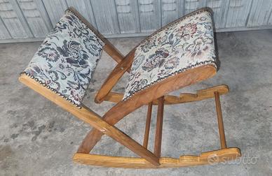Poggiapiedi a dondolo vintage in legno 