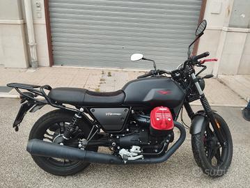 Moto Guzzi V7 II CARBON 2019 DEPOTENZIATA A2