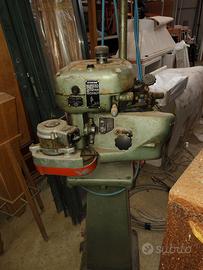 Stradatrice  lame e dischi. AFFILATRICE macchinari