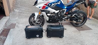 BMW S1000XR
