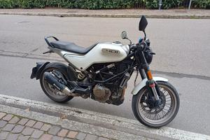 Husqvarna vitpilen 401