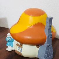 Salvadanaio casa Puffi