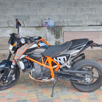 KTM Duke 690