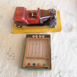 Automobile set cricket vintage in legno miniature