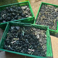 Piedini regolabili per mobili [ 1 € - 4 pezzi ]