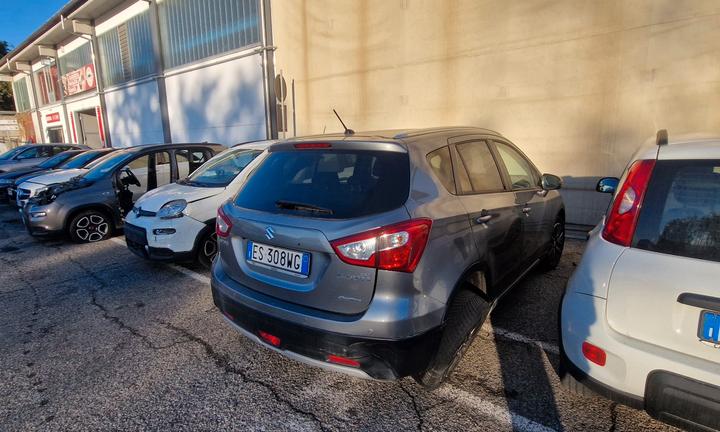 Suzuki Sx4 S-Cross 4x4 1.6DDis incidentata 