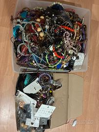 Lotto Gioielleria/bigiotteria al KG