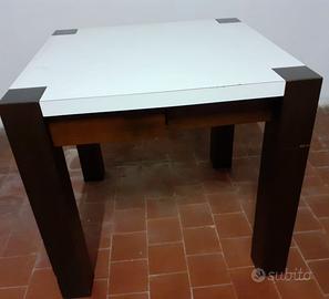 TAVOLO IN LEGNO