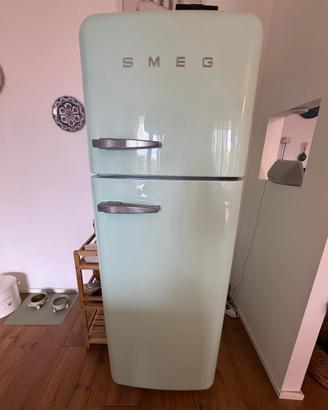 Frigorifero con freezer
