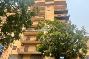3 LOCALI A PALERMO