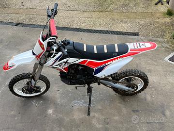 Pit bike 125