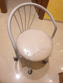 Sedia da scrivania con rotelle