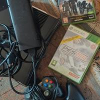 Xbox 360 + 2 controller + 2 giochi