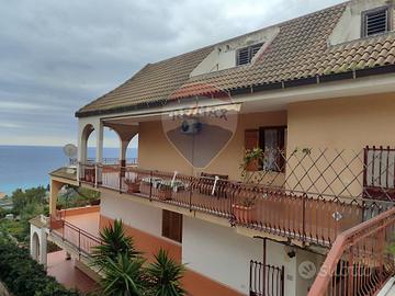 Appartamento - Letojanni