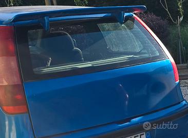 baule liscio e spoiler cadamuro fiat punto