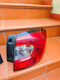 Fanale posteriore dx Renault Captur dal 2013