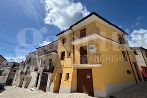 Casa Indipendente Castello del Matese