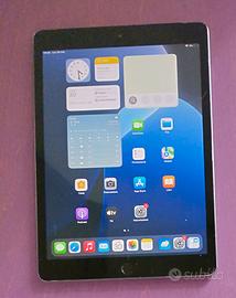Apple iPad 8 th generation 128 GB wifi cellular