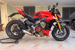 Ducati Streetfighter V4s 2020