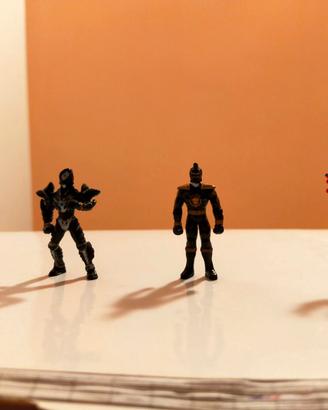 Action figure varie Kinder dai 2,00 ai 5,00 eu cad