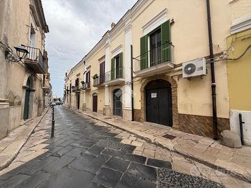 NEGOZIO A SAN SEVERO