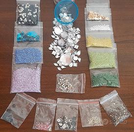 Lotto Ricamo e Bijoux - Strass e Paillettes