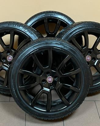Cerchi in lega R18 gloss black