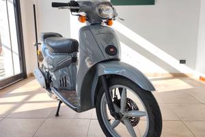 Aprilia Scarabeo 50 doppio freno a disco 