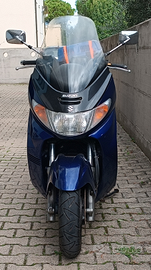 Suzuki Burgman 250