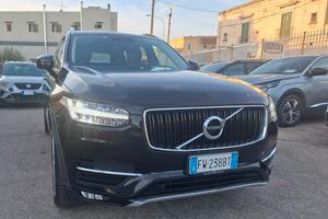 Volvo XC 90 XC90 D5 AWD Geartronic 7 posti Momentu