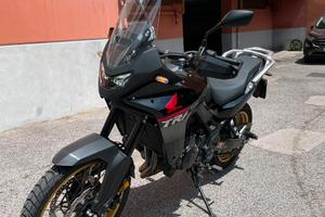 Honda Transalp 750 2025