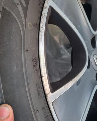 4 cerchi in lega Renault clio 16" con gomme estive