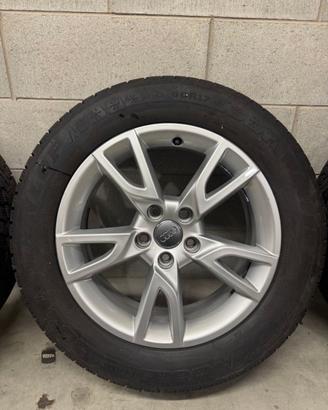 Gomme e cerchi in lega Audi 17 pollici