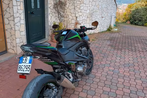 Kawasaki z800