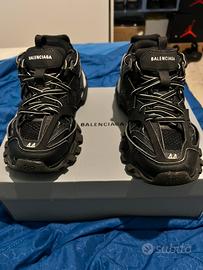 Balenciaga track led