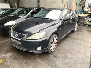 Ricambi usati Lexus is 220d  2007  2adfhv 170 cv