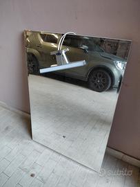 specchio da bagno con luce