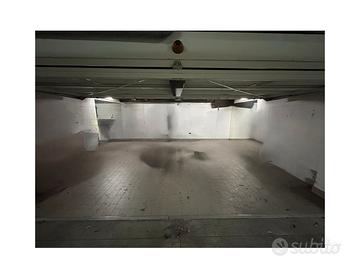 Box Doppio zona c.lodi / via sannio 15 Milano