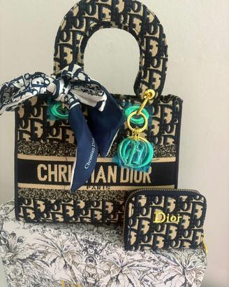 Borsa e portafoglio dior