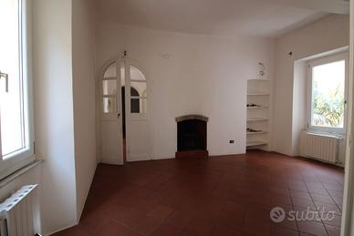 Appartamento nel cuore del Centro di Massa